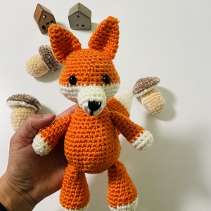 Vulpe crosetată - jucării și echipamente pentru copii - jucării și accesorii pentru copii - rochie de păpușă  - Artynos.ro