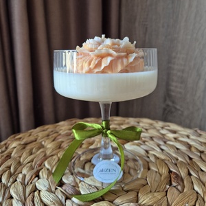 Martisor lumanare parfumata pahar prosecco - accessorii și unelte - materie primă mixtă - lumânare - Artynos.ro