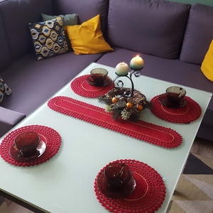 Aler de masa crosetat/Fata de masa crosetata - Artynos.ro