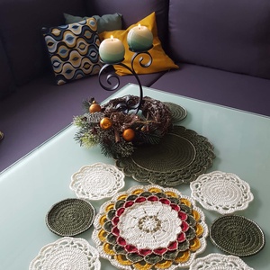 Aler de masa crosetat/Fata de masa crosetata - Artynos.ro