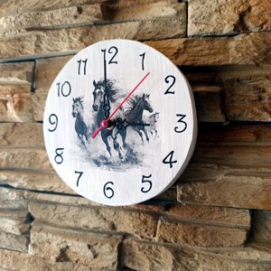 Galloping cai alb ceas de perete din lemn -  - Artynos.ro