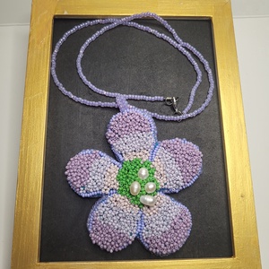 Colier floare cusut  - Artynos.ro