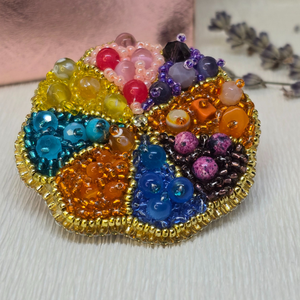 Brosa handmade  Rainbow Bloom Brooch, Bijuterii, Brosa, insigne, Insigne, Broderie, ARTYNOS