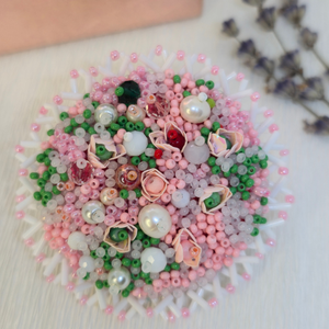 Broșă handmade  Blossom Bouquet Pin - bijuterii - broșă, insigne - insigne - Artynos.ro