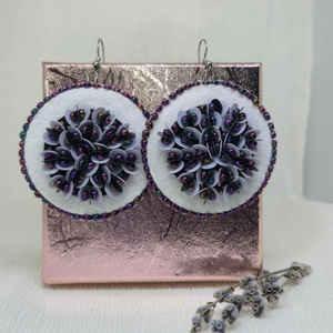 Cercei Magie Mov  handmade cu paiete, Bijuterii, Cercei, Cercei rotunzi, Cusatura, ARTYNOS
