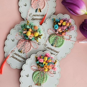 Mărțișor cu flori și sigiliu  - bijuterii - mărțișor - Artynos.ro