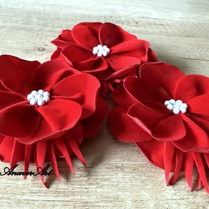 Brosa catifea/Martisor - bijuterii - mărțișor - Artynos.ro