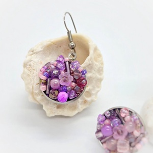 Cercei Rose Dream, Bijuterii, Cercei, Cercei din margele, Cusatura, Cercei handmade din otel inoxidabil (diametru 18mm), realizati manual in atelierul Andrada Bijoux.
..., ARTYNOS