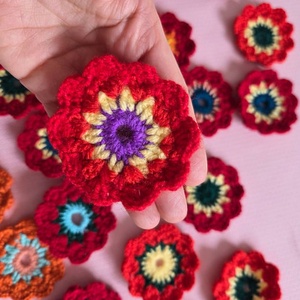 10x flori crosetate rosu, oranj - casă & stil de viață - decorațiuni de casă - accesorii florale - flori la fir - Artynos.ro