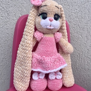 Iepure croșetat  - jucării și echipamente pentru copii - plușuri - păpușă croșetată, păpușă de pluș - Artynos.ro