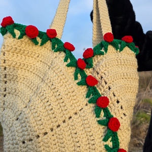 Geanta crosetata buchet - Artynos.ro