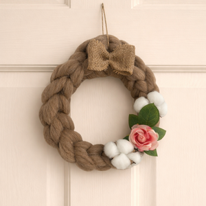 Coronita decorativa lucrata manual din lana merinos si decorata cu flori - casă & stil de viață - decorațiuni de casă - decorațiuni de geam și ușă - ornamente de ușă  - Artynos.ro