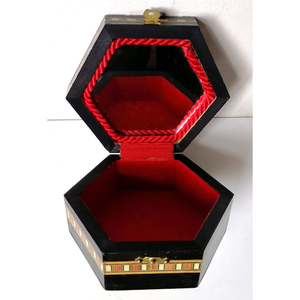 Cutie de bijuterii încrustată cu oglindă în interior - bijuterii - suporturi și cutii de bijuterii - cutii de bijuterii - Artynos.ro