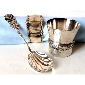 Set de botez vintage din argint și placat cu argint, model de trandafir Hildesheimer - îmbrăcăminte și modă - haine bebeluși și copii - rochii botez - Artynos.ro