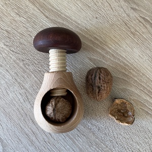 Spargator de nuci, Casa & Stil de viata, Accesorii pentru echipamente de bucatarie, Accesorii de servire, Boluri si farfurii din lemn, bol de servire, , ARTYNOS