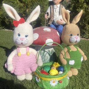 Iepurasi crosetati manual  - Artynos.ro