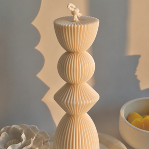 Lumânare decorativă în formă de clepsidră - Colecția The Moment - casă & stil de viață - lumânări, parfumuri, arome - lumânări artizanale - Artynos.ro
