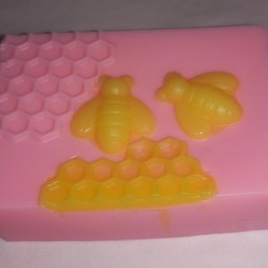 Sapun Bee  - igienă și înfrumusețare - săpunuri și articole de igienă - bureți de baie - Artynos.ro