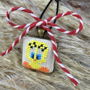 Colier cu pandantiv patrat cusut, Bijuterii, Coliere, Coliere brodate, Broderie, ARTYNOS