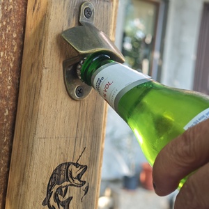 Desfăcător capace sticle de bere - casă & stil de viață - accesorii pentru casă și grădină - decorațiuni exterioare și de grădină - Artynos.ro