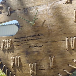Ceas din fund de butoi vechi, recuperat - casă & stil de viață - accesorii pentru decorat casa - decorațiuni de pereți, decorațiuni suspendate - ceasuri de perete - Artynos.ro