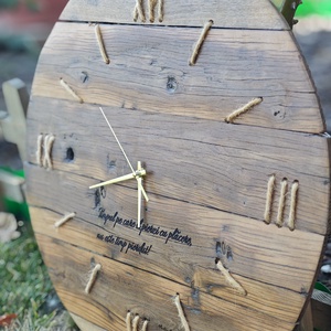 Ceas din fund de butoi vechi, recuperat, Casa & Stil de viata, Accesorii pentru decorat casa, Decoratiuni de pereti, decoratiuni suspendate, Ceasuri de perete, Prelucrarea lemnului, Gravare, pirogravura, ARTYNOS