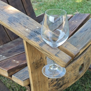 Fotoliu de grădină/terasă din doage de butoi vechi de stejar - Eleganță rustică și durabilitate - casă & stil de viață - mobilier artizanal - scaune, taburete, fotolii - Artynos.ro