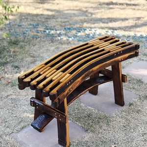 Băncuță unică, realizată din doage de butoi de stejar recuperat - casă & stil de viață - mobilier artizanal - bănci, bancă cu depozitare - Artynos.ro