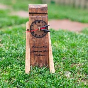 Ceas debirou din doaga de butoi - Artynos.ro