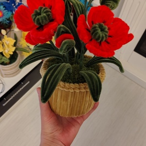 Ghiveci ornament maci rosii din sarma plusata! - Artynos.ro