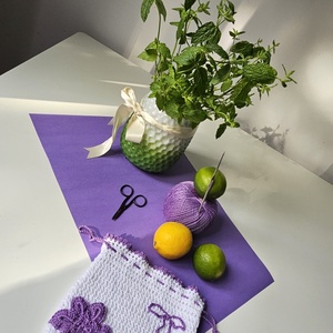 Portfard Lilișor - casă & stil de viață - accesorii pentru decorat casa - decorațiuni de masă și decorațiuni pentru rafturi  - fețe de masă croșetate - Artynos.ro