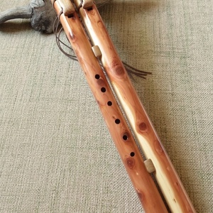 Fluier dublu amerindian F minor, Carti si creatii cu tematica muzicala, cadouri, Instrumente artizanale si muzicale, Prelucrarea lemnului, ARTYNOS