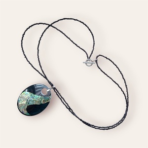 Colier handmade cu pandantiv statement abalone - bijuterii - coliere - coliere cu pandative - Artynos.ro