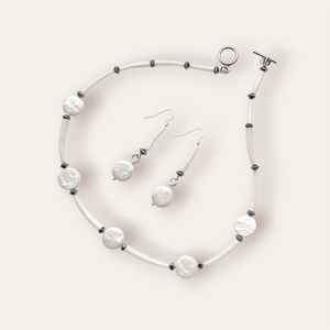Set pietre semiprețioase și scoici Dentalium Comoara de pe plajă - bijuterii - seturi de bijuterii - Artynos.ro