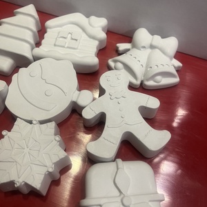 Figurine din ipsos tematica de Craciun - crăciun - cadouri de moș crăciun - cadouri de moș crăciun - Artynos.ro