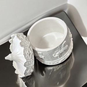 Bombăniseră / obiect decor handmade / suport lumânare / suport bijuterii/ pahar pensule , Accessorii și unelte, Obiecte de decorare, Ceramie, Ceramică, Turnare în gips, ARTYNOS