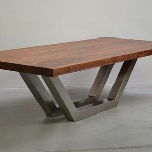 Masă din lemn masiv de stejar , Casă & Stil de viață, Mobilier artizanal, Mese, , ARTYNOS