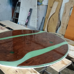 Blat din lemn cu rășină epoxidica  - casă & stil de viață - mobilier artizanal - mese - Artynos.ro