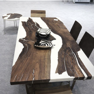 Masa din lemn masiv de nuc cu rasina epoxy - masa dinning unicat  - Artynos.ro