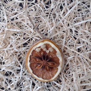 6 globuri naturale din felie de lemn si portocală uscată - crăciun - decorațiuni de crăciun de casă - globuri de crăciun - Artynos.ro