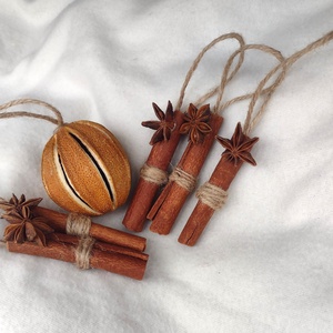 Set globuri naturale batoane de scortisoara - Artynos.ro