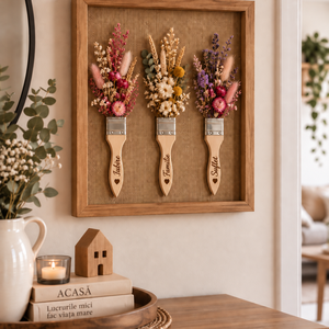 Tablou decorativ handmade cu flori uscate si pensule gravate , Casa & Stil de viata, Decoratiuni de casa, Decoratiuni de pereti, Decor de pereti, macrame, Altele, Gravare, pirogravura, Un tablou decorativ realizat la comanda, creat pentru a aduce caldura si personalitate casei. 

Ave..., ARTYNOS
