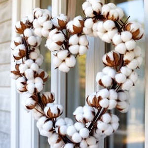 Coronita decorativa in forma de inima cu flori de bumbac natural - Artynos.ro