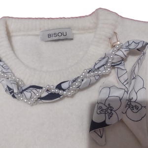 Set cadou de Crăciun pentru ea � Bluză elegantă cu perle și cutie cu decorațiuni naturale handmade - casă & stil de viață - seturi de cadou - Artynos.ro