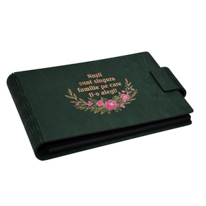 Album foto A5 personalizat, din lemn, Verde inchis, GuestBook, mesaj Nasi, pictat - Artynos.ro