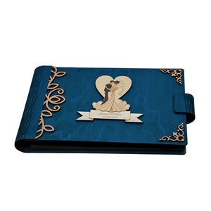 Album foto A4 personalizat, din lemn, Albastru, GuestBook, Caiet amintiri, Nunta - Artynos.ro
