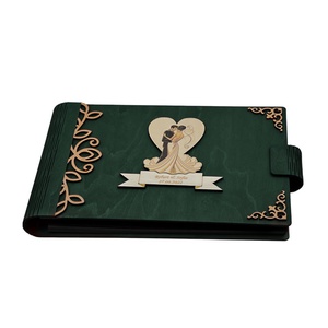 Album foto A4 personalizat, din lemn, Verde, GuestBook, Caiet amintiri, Nunta - Artynos.ro