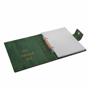 Caiet pentru Retetele Bunicii cu Coperti din lemn, A5, Verde, pix din lemn inclus - casă & stil de viață - accesorii pentru echipamente de bucătărie - accesorii pentru coacere și gătit - carte de rețete, caiet rețete - Artynos.ro