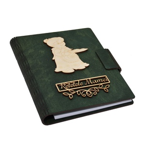 Caiet pentru Retetele Mamei cu Coperti din lemn, A5, Verde, pix din lemn inclus, Casa & Stil de viata, Accesorii pentru echipamente de bucatarie, Accesorii pentru coacere si gatit, Carte de retete, caiet retete, Gravare, pirogravura, Prelucrarea lemnului, ARTYNOS