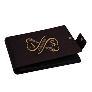 Album foto A5 personalizat, din lemn, Wenge, Piksel, GuestBook, Caiet amintiri, Familie, Nunta - accesorii nuntă - amintiri și cadouri de nuntă - albume foto de nuntă - Artynos.ro